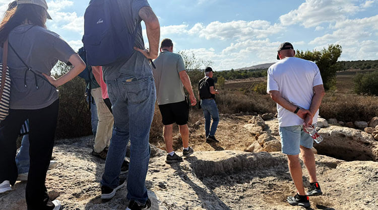 לראשונה בישראל: סיור מיוחד להכרת ההיסטוריה של היין בארץ ישראל // צילום: איילת גרדמן