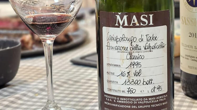 טעימת יינות מעורבת בכפר טרומן