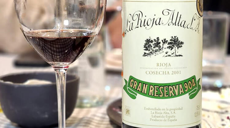 טעימת יינות מעורבת בכפר טרומן