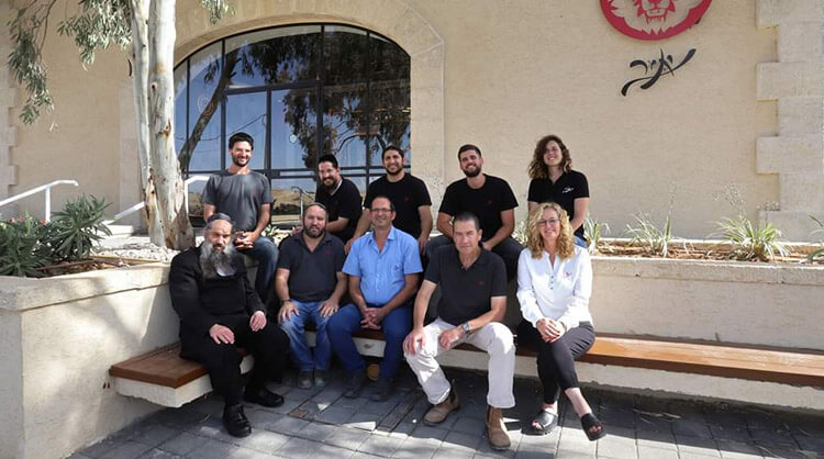 לגימה גדולה שמקרבת רחוקים ביקב יתיר | צילום יחצ